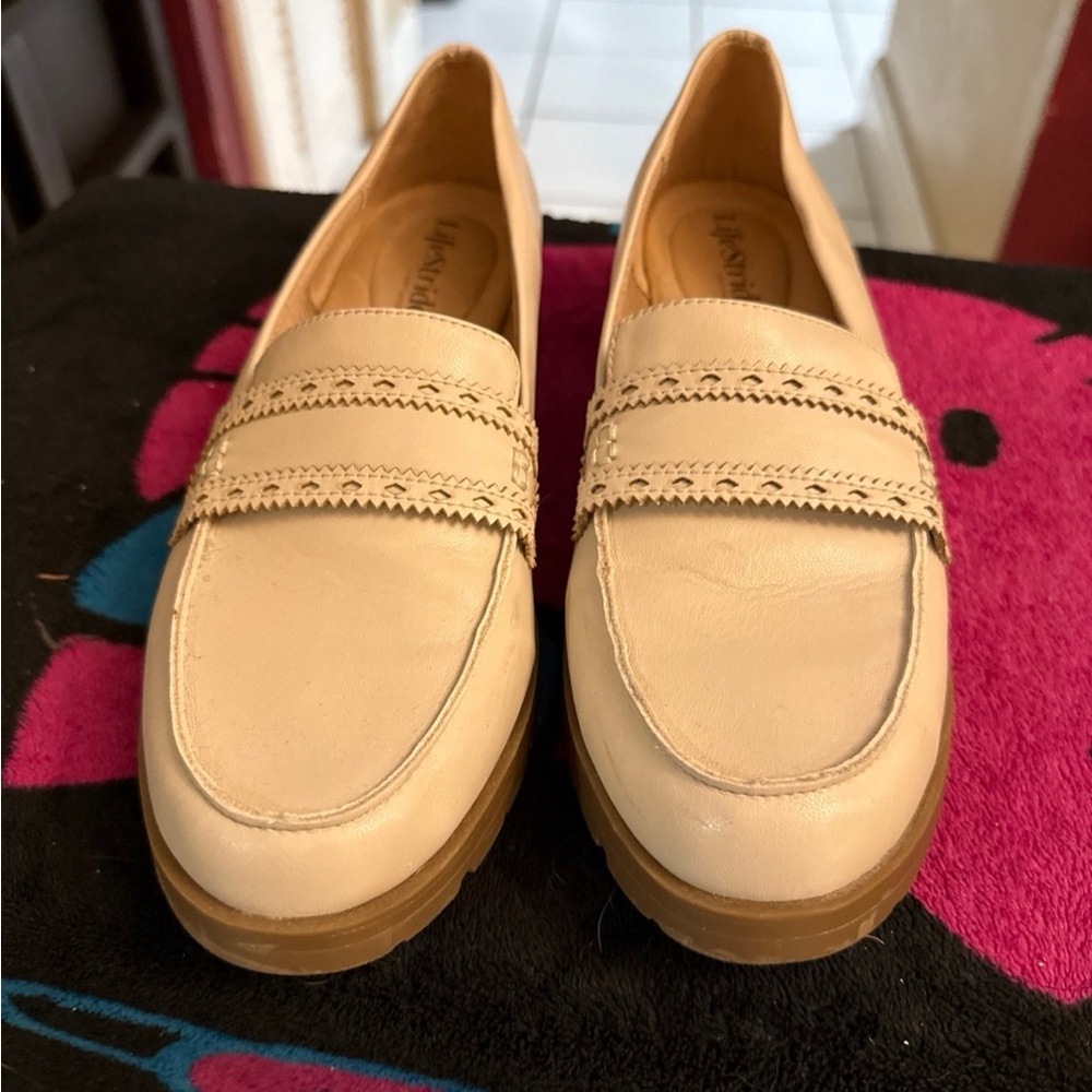 Life Stride Cream Loafers